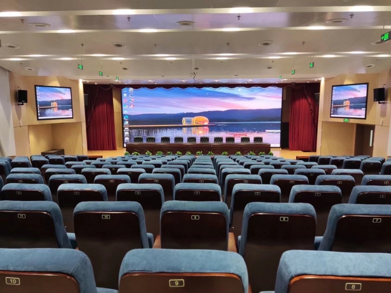 Indoor P2.5 LED display