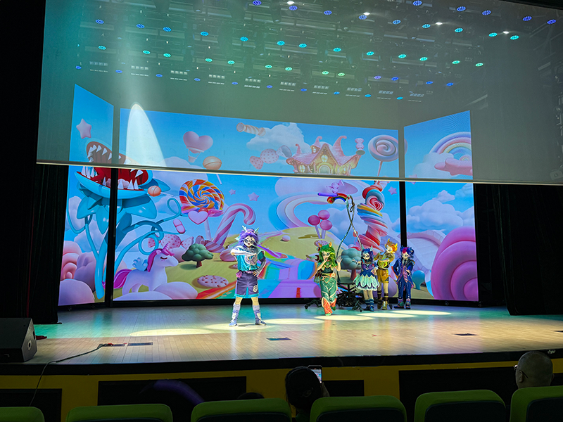 HD color indoor P2.6 rental screen empowers high-end event sites and creates a visual feast